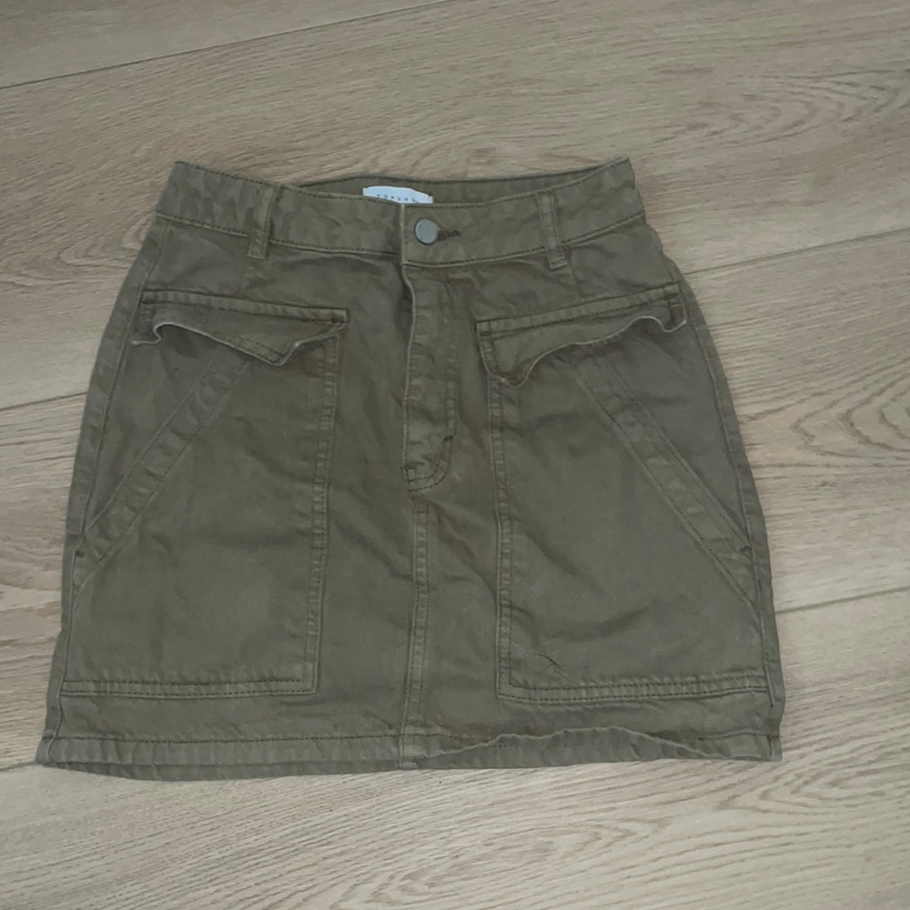 Top shop skirt